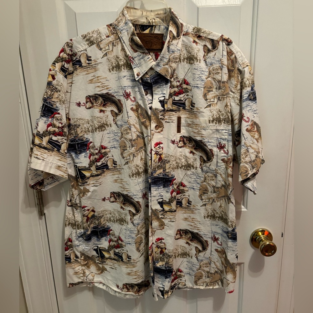 Santa Clearwater fishing shirt XL